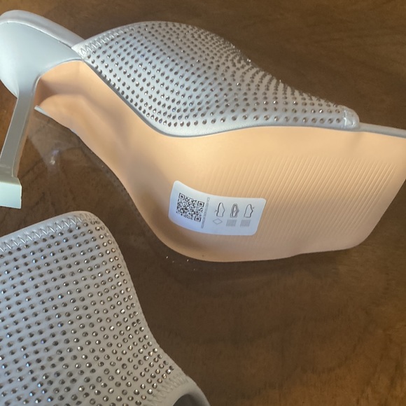 Stunning jewel embellished mule stiletto Silver NWT by Top Shop size 8 - Picture 3 of 5